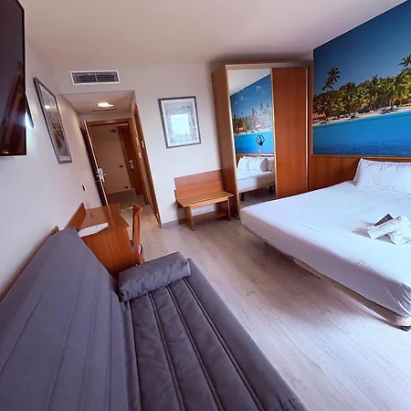 Futurotel Paradise Камбрильс