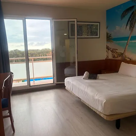 Отель Futurotel Paradise 3*