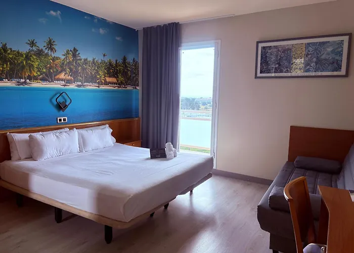 Futurotel Paradise Hotel 4*