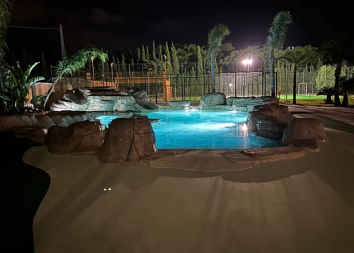 Futurotel Paradise Hotel 4*